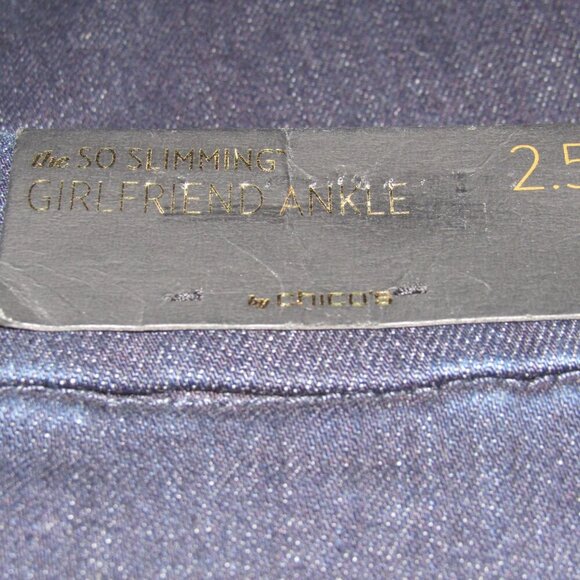 CHICO’S So Slimming Girlfriend Ankle Dark Wash Jeans Size 2.5 (US 14) - Picture 6 of 7